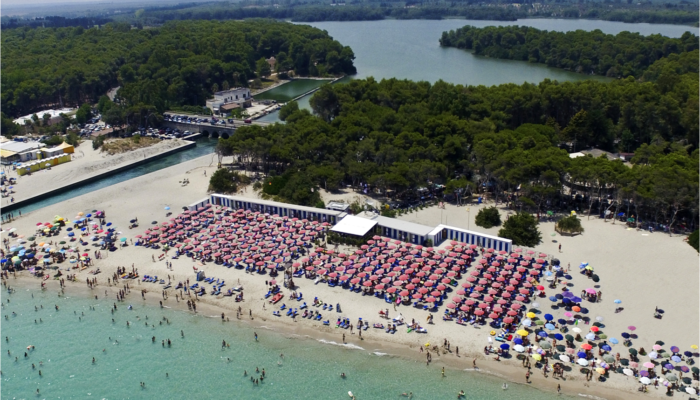 Stabilimento 2 Laghi dall'alto